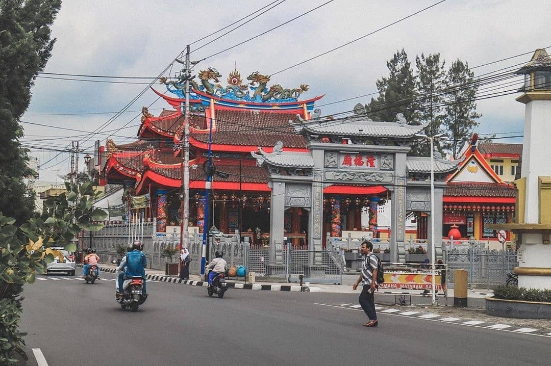 Klenteng Liong Hok Bio Jalan Klenteng Liong Hok Bio