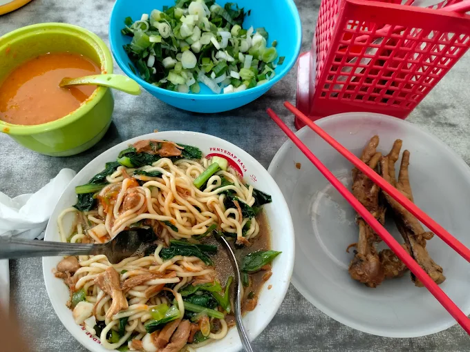 Mie Ayam Pak Yanto