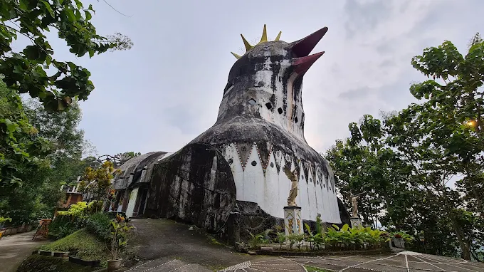 Sejarah Gereja Ayam