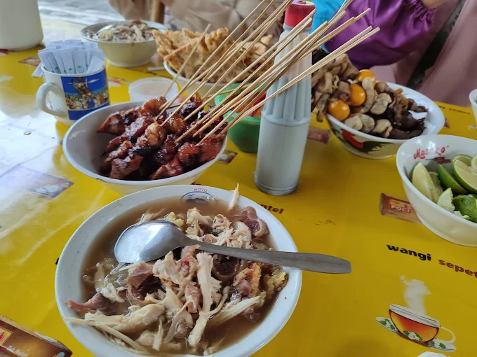 Soto Ayam Pak Trimo